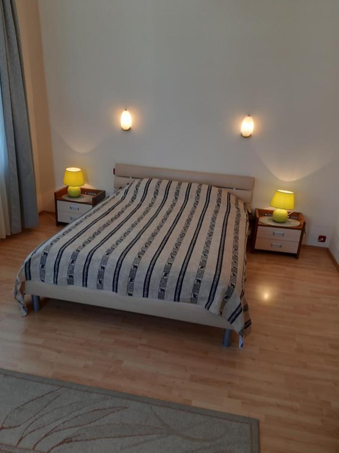 Romeo Family Apartments ทาลลินน์ ภายนอก รูปภาพ