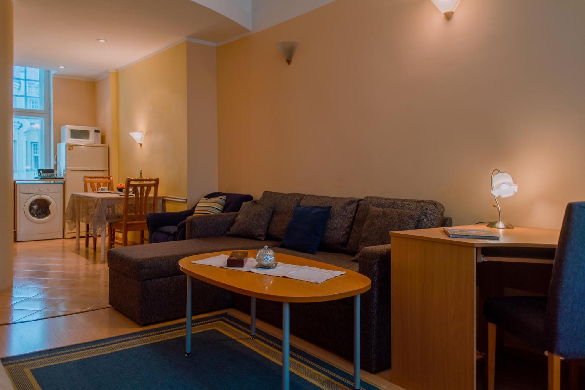 Romeo Family Apartments ทาลลินน์ ภายนอก รูปภาพ