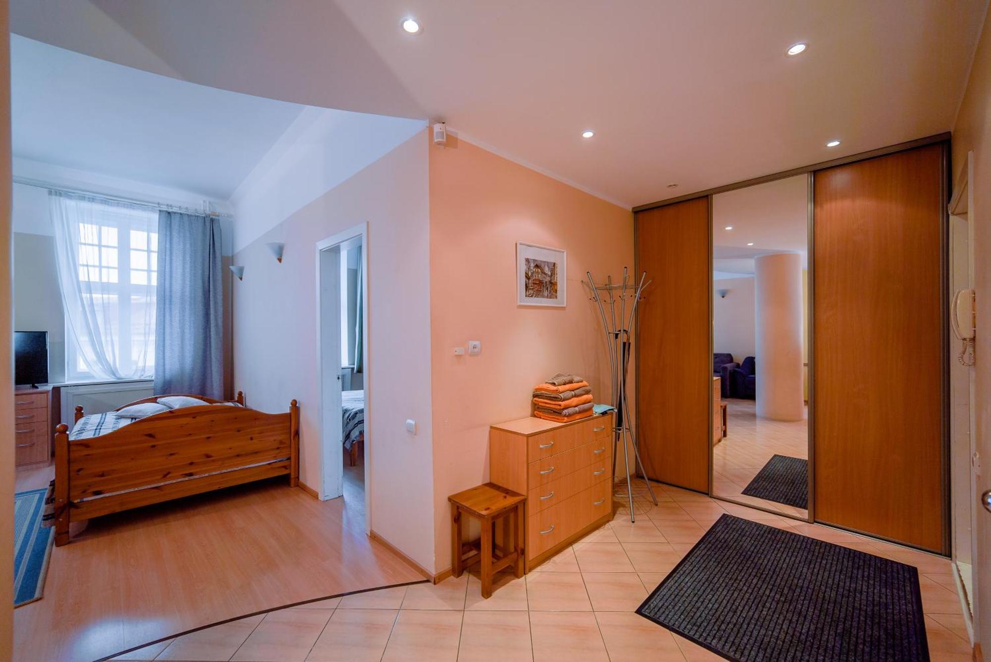 Romeo Family Apartments ทาลลินน์ ภายนอก รูปภาพ