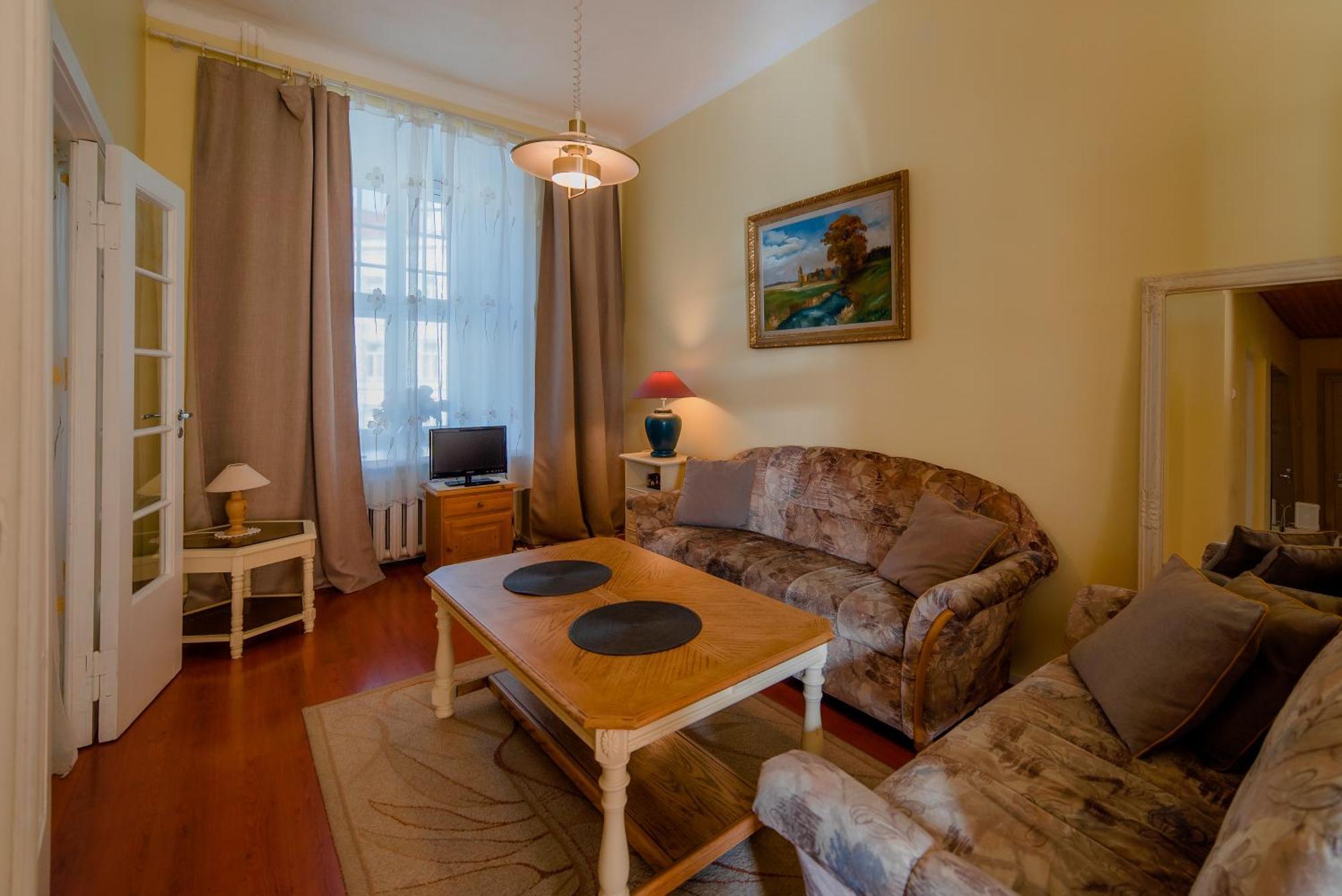 Romeo Family Apartments ทาลลินน์ ภายนอก รูปภาพ